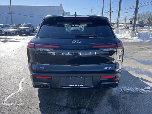 2024 INFINITI QX60 Luxe