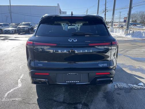 2024 INFINITI QX60 Luxe