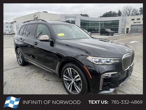 Black Sapphire Metallic 2022 BMW X7 M50i