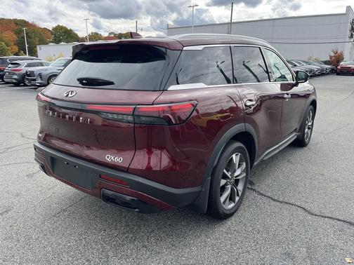2024 INFINITI QX60 Luxe