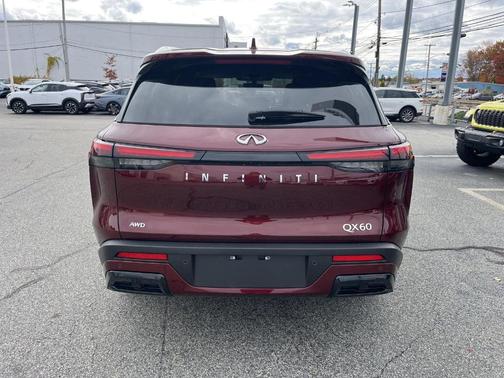 2024 INFINITI QX60 Luxe