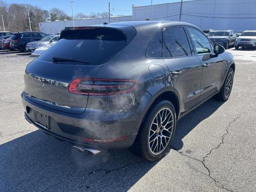 2017 Porsche Macan S
