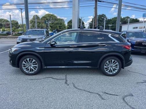 2025 INFINITI QX50 Luxe