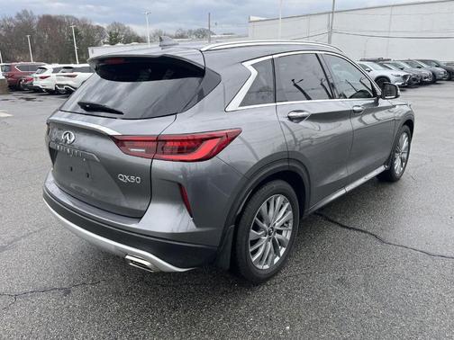 2025 INFINITI QX50 Luxe