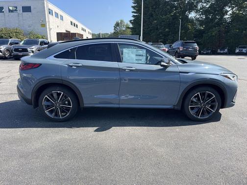 2025 INFINITI QX55 LUXE