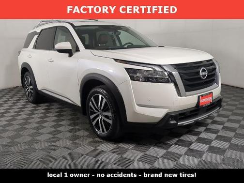 2024 Nissan Pathfinder Platinum