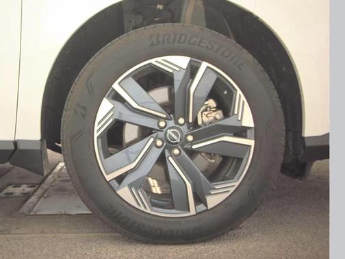 Pearl 2025 Nissan Murano SL
