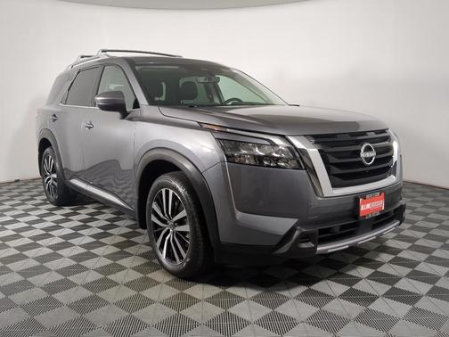 Gun Metallic 2025 Nissan Pathfinder Platinum