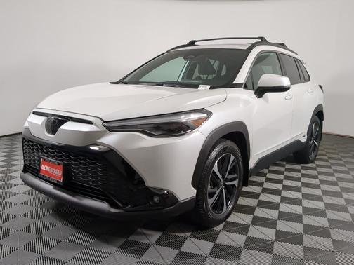Wind Chill Pearl 2023 Toyota Corolla Cross Hybrid XSE