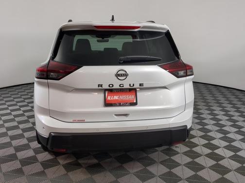 Everest White P 2026 Nissan Rogue Dark Armor