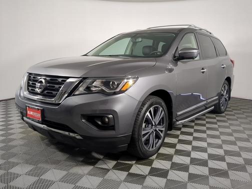 Gun Metallic 2020 Nissan Pathfinder Platinum