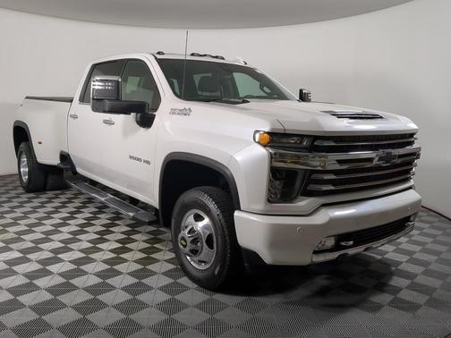 Iridescent Pearl Tricoat 2020 Chevrolet Silverado 3500 High Country