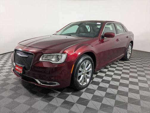 2016 Chrysler 300 Limited