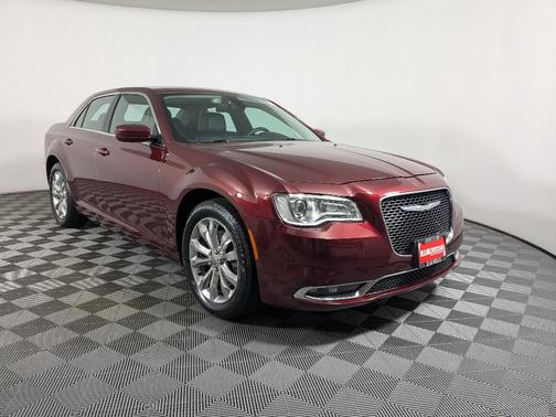 2016 Chrysler 300 Limited
