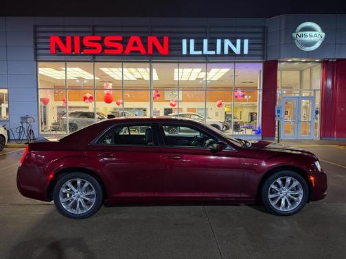 2016 Chrysler 300 Limited