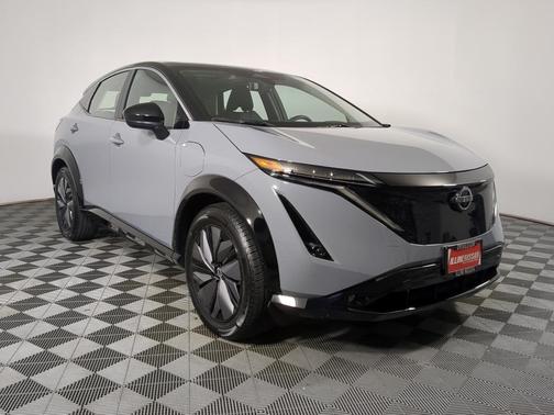 Boulder Gray Pearl 2023 Nissan ARIYA EVOLVE+