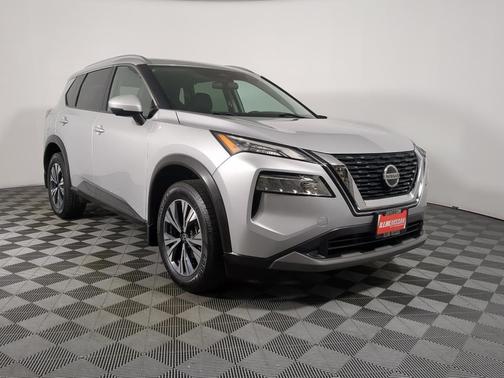 Brilliant Silver Metallic 2021 Nissan Rogue SV