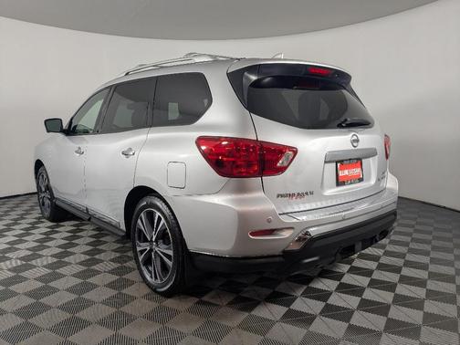 2019 Nissan Pathfinder Platinum