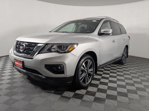 2019 Nissan Pathfinder Platinum