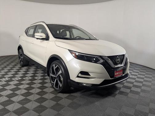2021 Nissan Rogue Sport SL