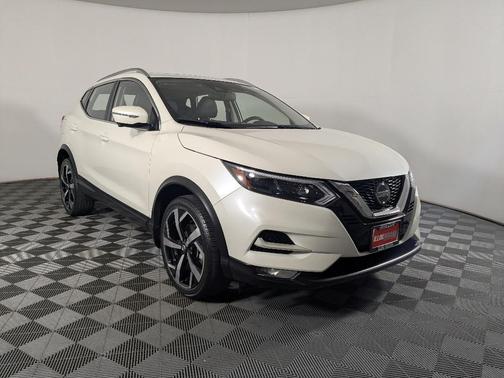 2021 Nissan Rogue Sport SL
