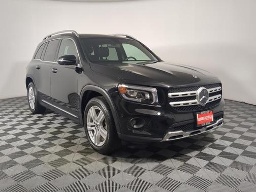 Midnight Black 2023 Mercedes-Benz GLB 250 Base 4MATIC