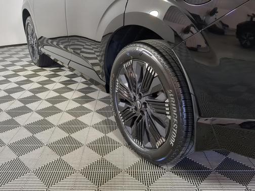 Black 2026 Nissan Murano Platinum