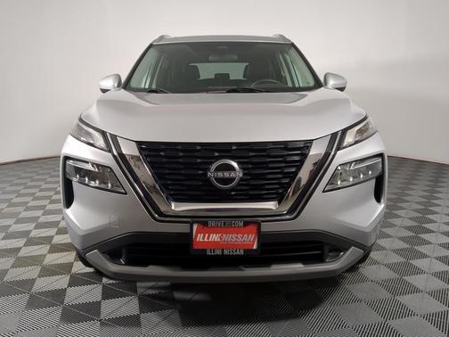 Brilliant Silver Metallic 2023 Nissan Rogue SV