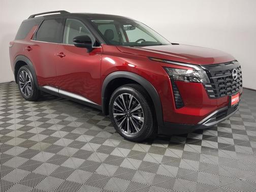 2t Red Blk Roof 2026 Nissan Pathfinder Platinum
