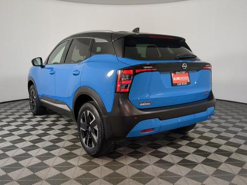 Arctic Ice Blue 2025 Nissan Kicks SR