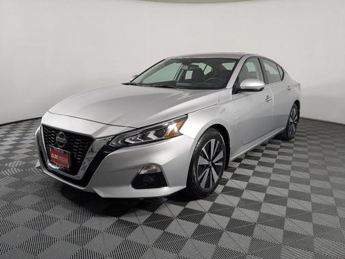 2020 Nissan Altima 2.5 SV