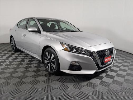 2020 Nissan Altima 2.5 SV