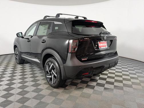 Super Black 2026 Nissan Kicks SV