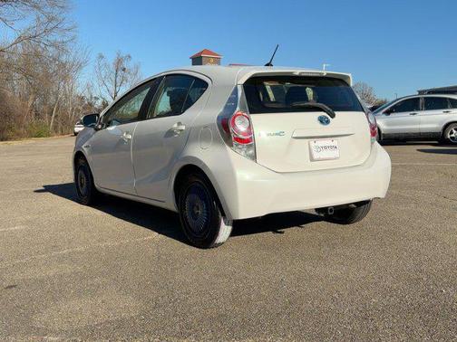 2013 Toyota Prius c One