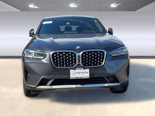 2023 BMW X4 xDrive30i