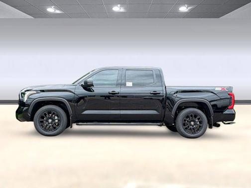 BLKMT 2026 Toyota Tundra SR5