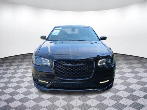 2021 Chrysler 300 Touring