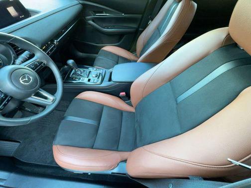 2024 Mazda CX-30 2.5 Carbon Turbo