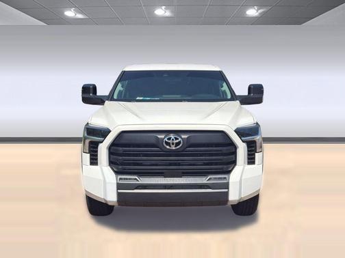 White 2022 Toyota Tundra SR5