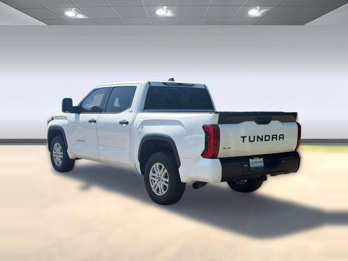 White 2022 Toyota Tundra SR5