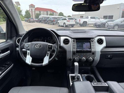 2018 Toyota Tundra SR5