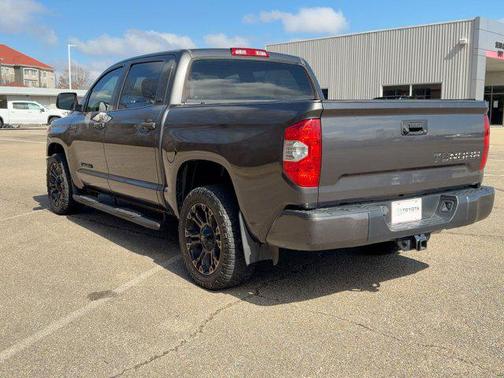 2015 Toyota Tundra SR5