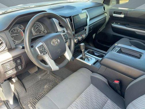 2015 Toyota Tundra SR5