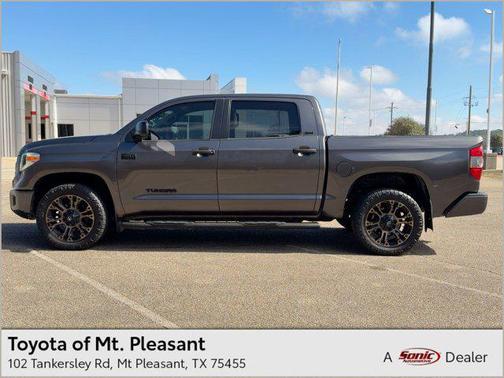 2015 Toyota Tundra SR5