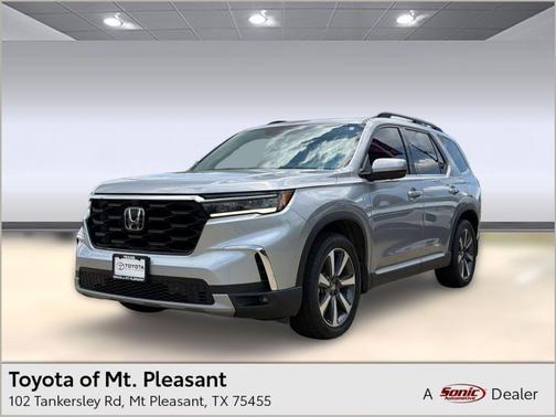 Lunar Silver Metallic 2025 Honda Pilot Elite