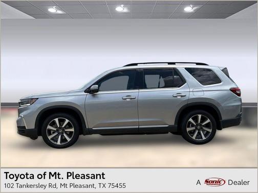 Lunar Silver Metallic 2025 Honda Pilot Elite