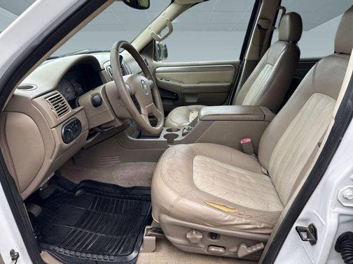 2004 Mercury Mountaineer Convenience