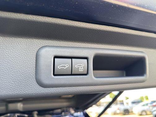 2025 Toyota Sequoia SR5