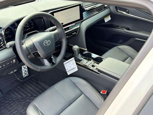 Wind Chill Pearl 2026 Toyota Camry LE