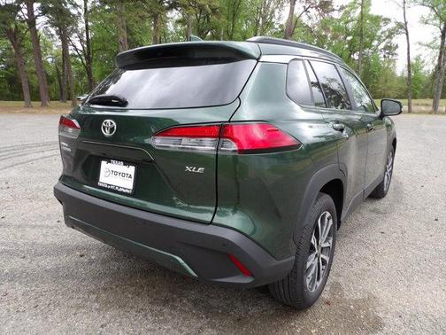 2024 Toyota Corolla Cross XLE